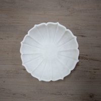 KP-3520-LAYLA-WHITE-MARBLE-LOTUS-BOWL-15CM-3