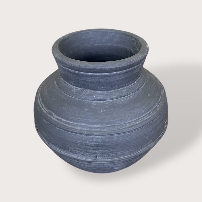 Morello Black Terracotta Vase IMG1