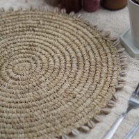 shell-placemat-raffia-2